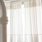 rideau dentelle blanc classique romantique fenêtre moderne erotique fronces