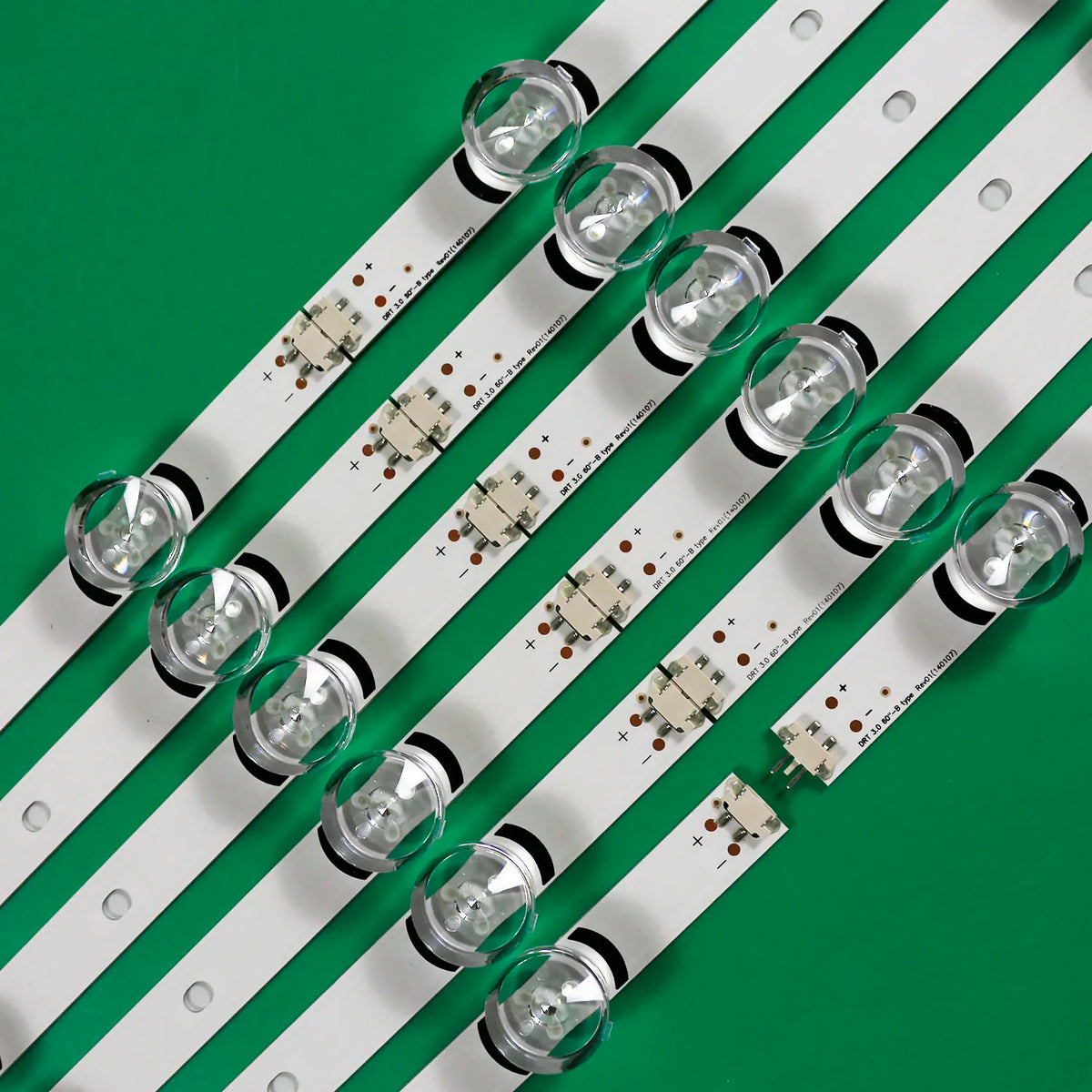 bande lumineuse led blanc ronde transparente moderne connecteurs yeuxiaux