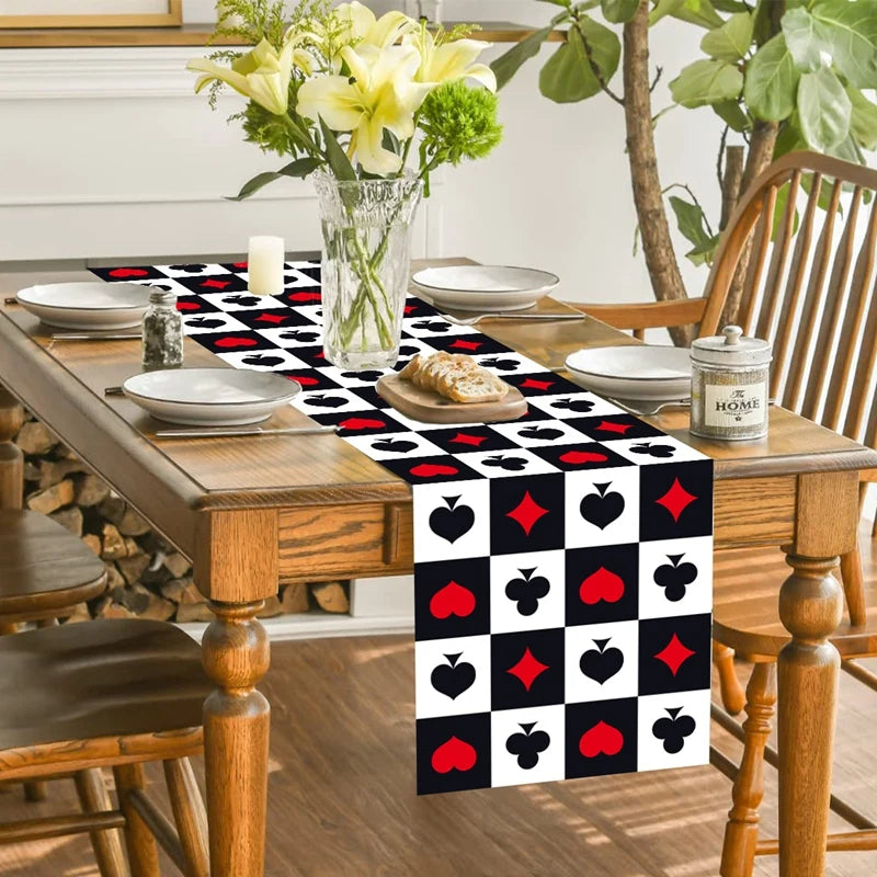 nappe table carte poker motif coeurs carreaux trèfles pic rouge noir blanc anniversaire fête