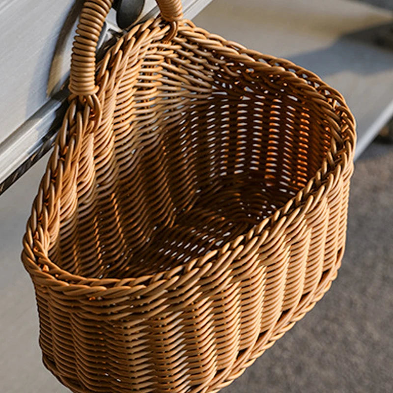 panier suspendu tressé marron rangement fruits légumes décoration murale rustique chambre cuisine respectueux environnement