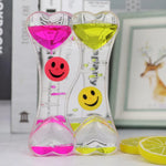 minuteur sablier liquide bicolore transparent motifs géométriques souriant deco moderne