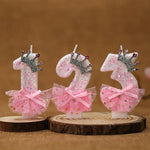 bougies numériques anniversaire forme chiffres paillettes strass rubans bleu rose décoratives féminines