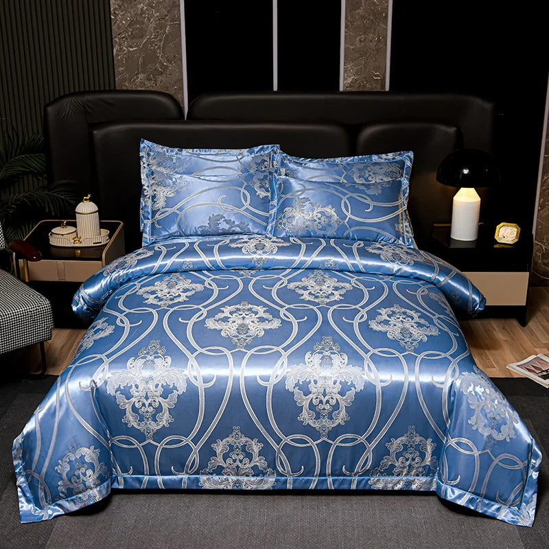 Taies d'oreiller assorties à la parure de lit en satin