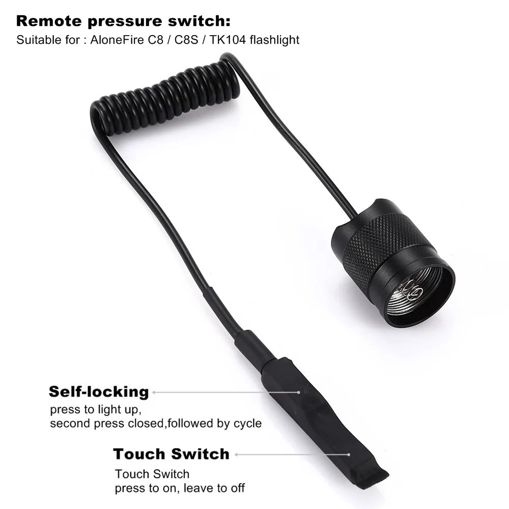 lampe torche led rechargeable 10w intense noire texturée modernisée camping