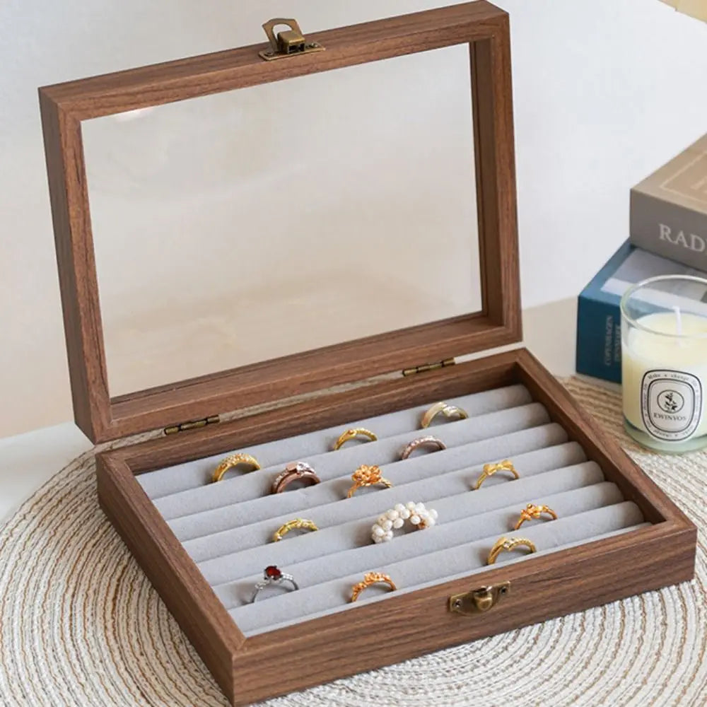 boîte rangement bijoux velours bois élégante or blanc diamants classique opaquet