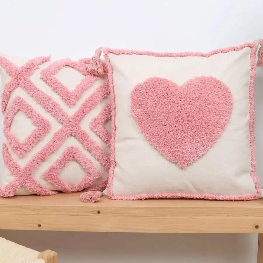 taie d'oreiller carrée brodée cœur géométrique 100% polyester blanc rose décoration maison boho chic