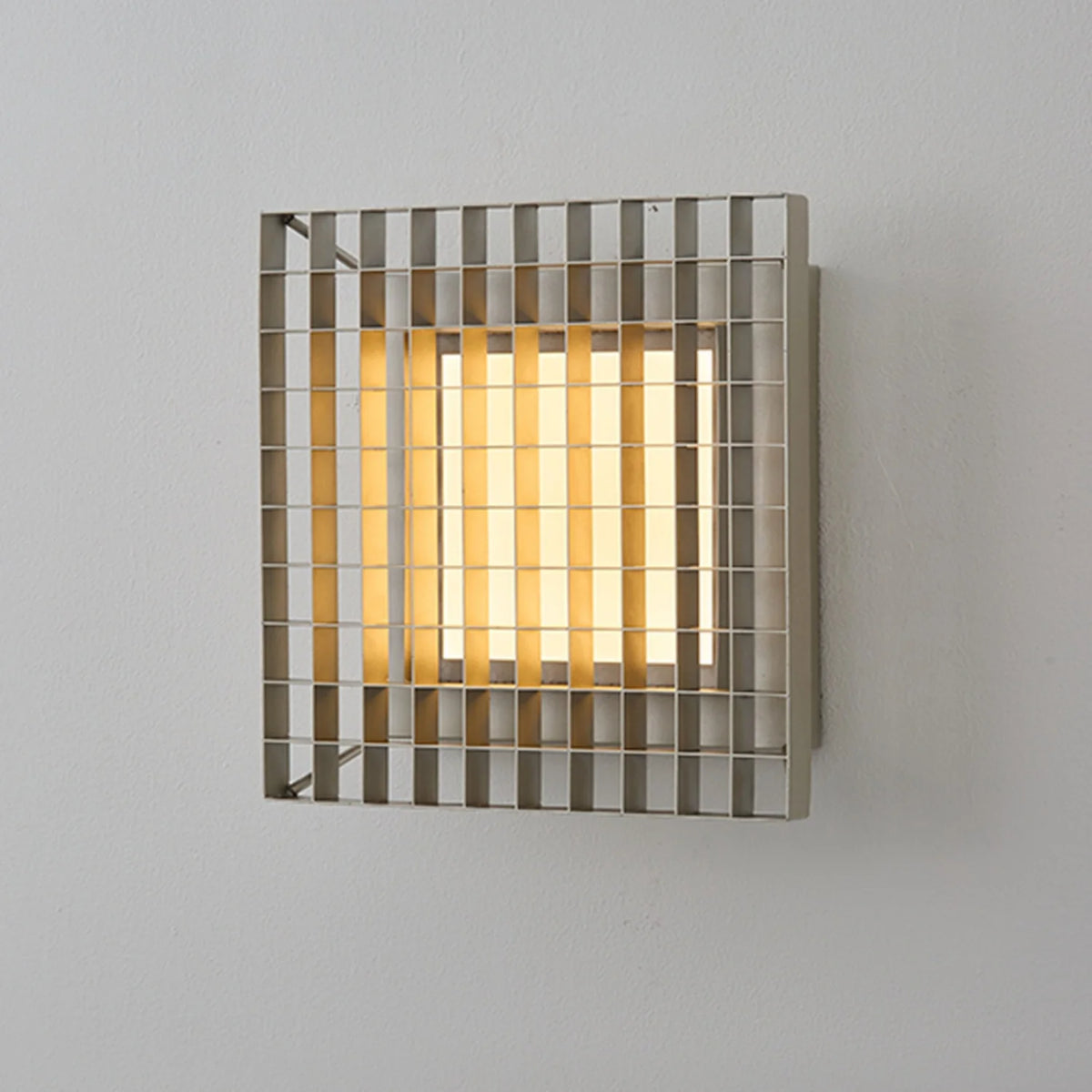 lampe murale moderne blanche grille métal éclairage quotidien cuisine salle bain