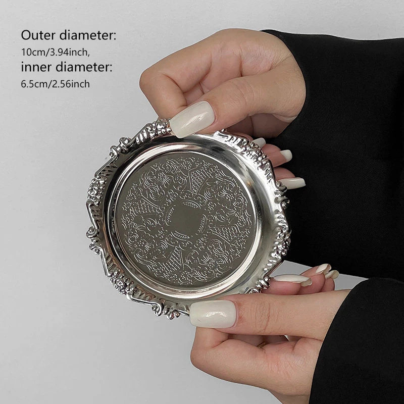 assiette thé émaillée motif floral or argent classique baroque