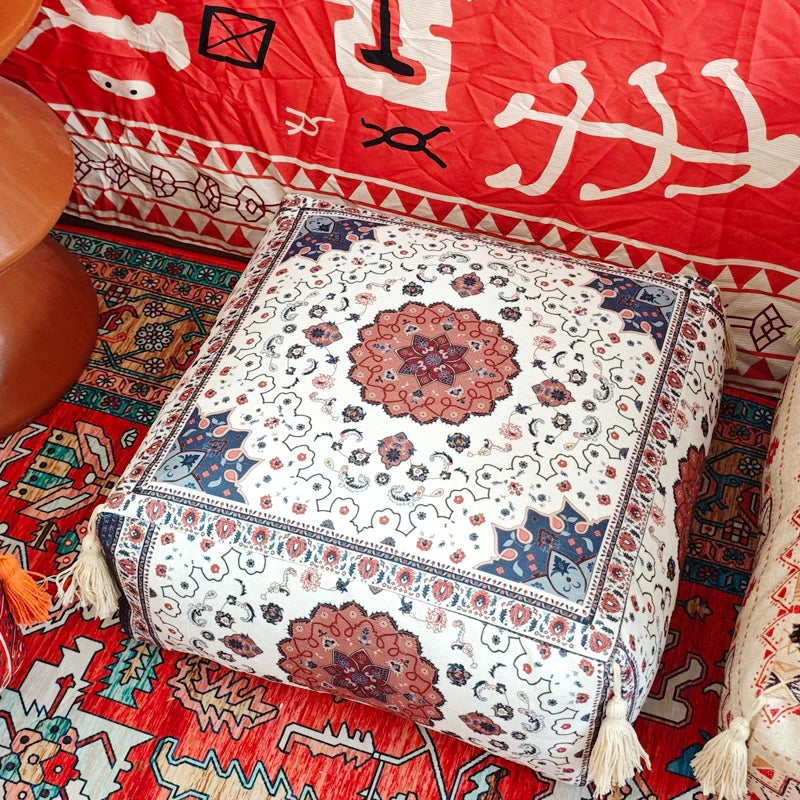coussin carré coton géométrique tassel opaque ethnique boho chic beige noir rouge blanc