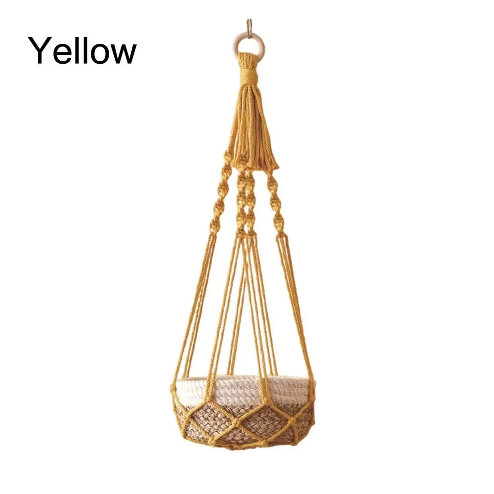 panier suspendu boho tissé motifs géométriques couleur beige vert anneaux métalliquesintérieur décoration jardin salon