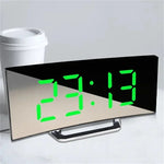 horloge électronique moderne alarme digitale table calendrier luminoire LED noir rouge vert