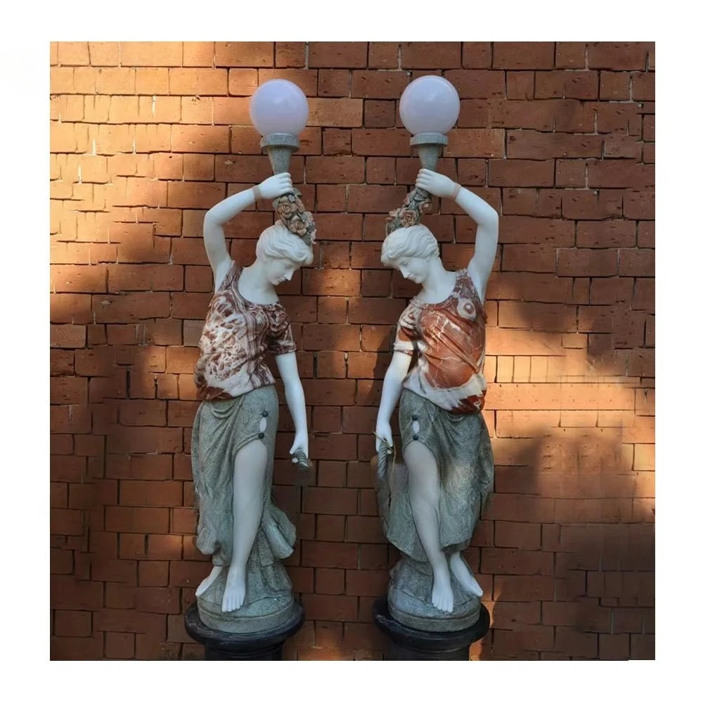 statues marbre décoratives classiques détails sculpturaux couleur beige blanc vert