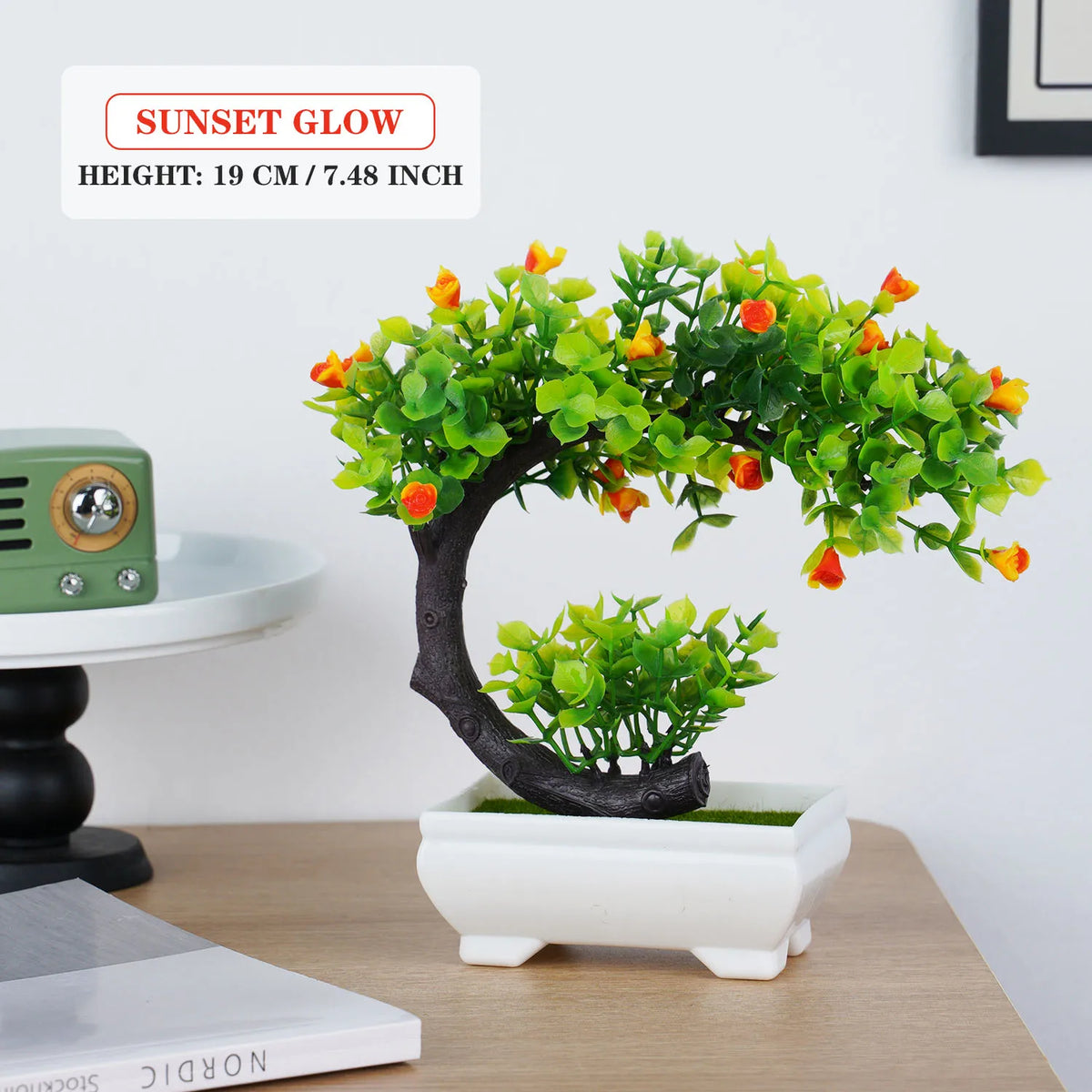 décoration intérieure bonsaï artificiel vert violet orange noir pot blanc mousse verte classique table