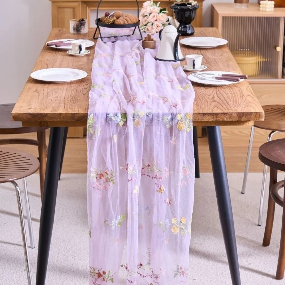 chemin table violet clair fleurs colorées tissu translucide romantique 100 150 cm polyester