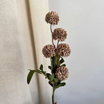 décoration intérieure bouquet dandelions artificiels 50cm couleurs automnales vase céramique blanc