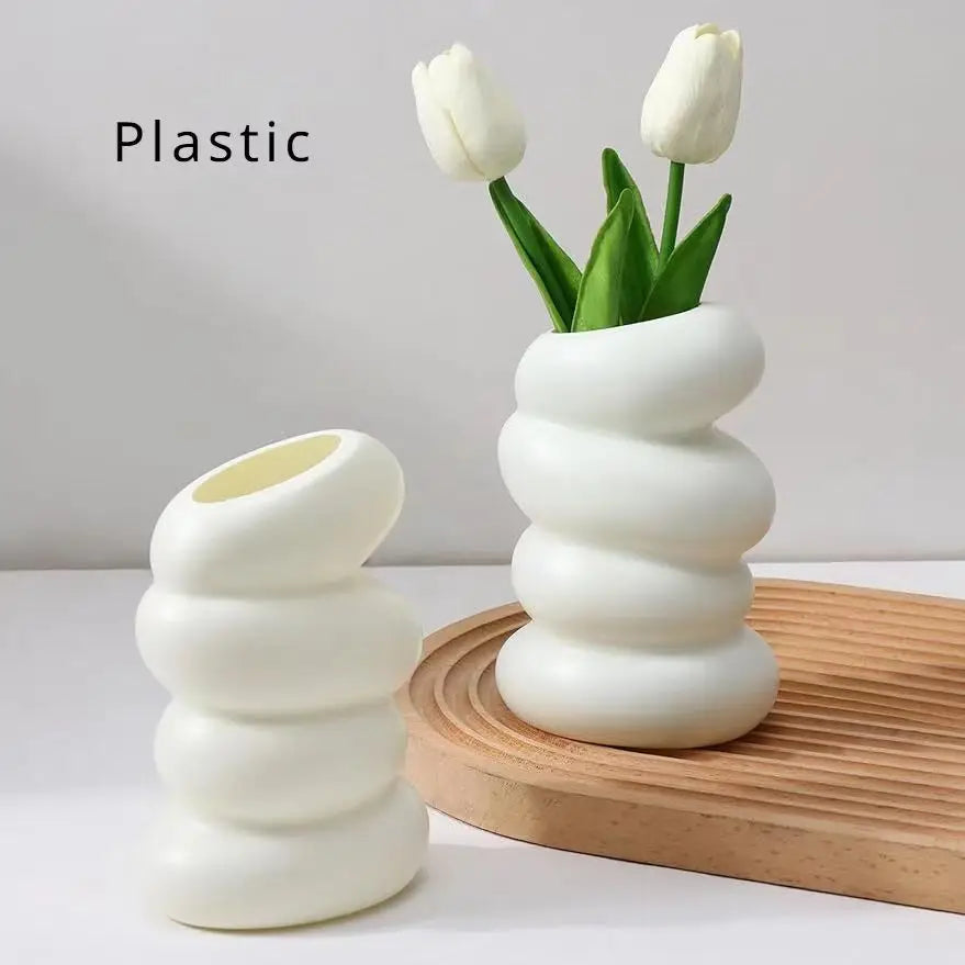 vase decoratif moderne blanc teal forme ondulée fleurs artificielles salon chambre coucher decoration maison