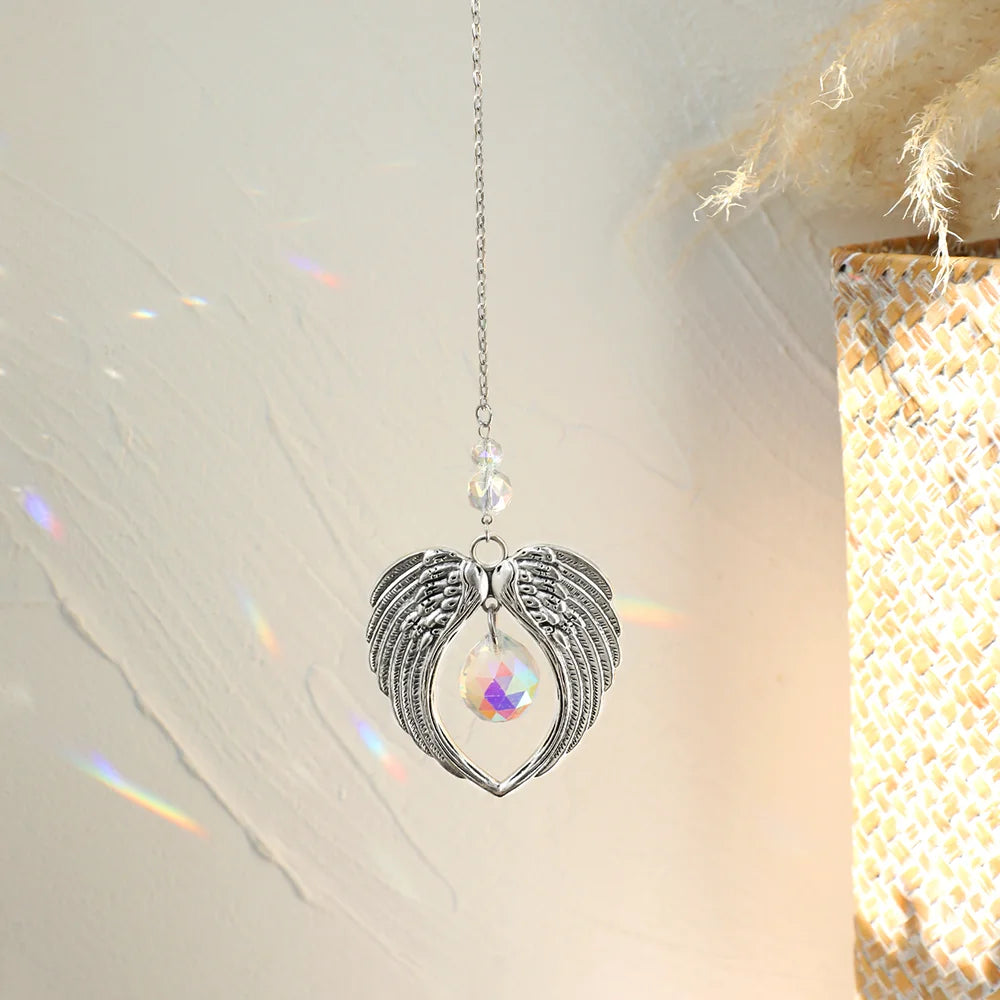 décoration extérieure boho mobile transparent argenté lune étoiles motifs floraux opalescent chaines jardin suncatcher