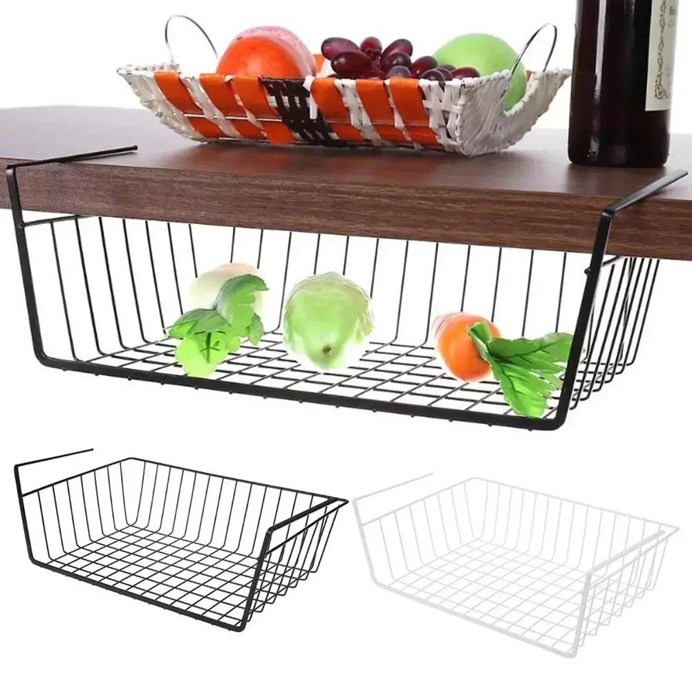paniers suspendus grille métallique blanc noir clips cuisine organisation moderne