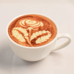 tasses blancs motifs latte art cœur feuille moderne soucoupe anniversaireDecoration deco patisserie