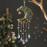 décoration murale croissant lune semi précieuses feuilles dorées boho chic chambre