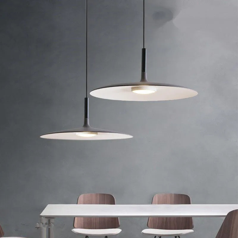 luminaire suspension moderne métal gris blanc noir salon cuisine chambre lampe suspendue intérieur
