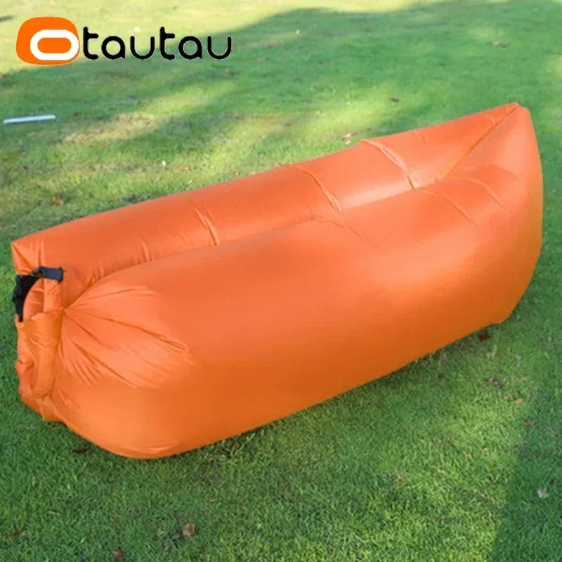 fauteuil gonflable violet orange rouge moderne minimaliste poignée noire portable pliable chambre lit sofa