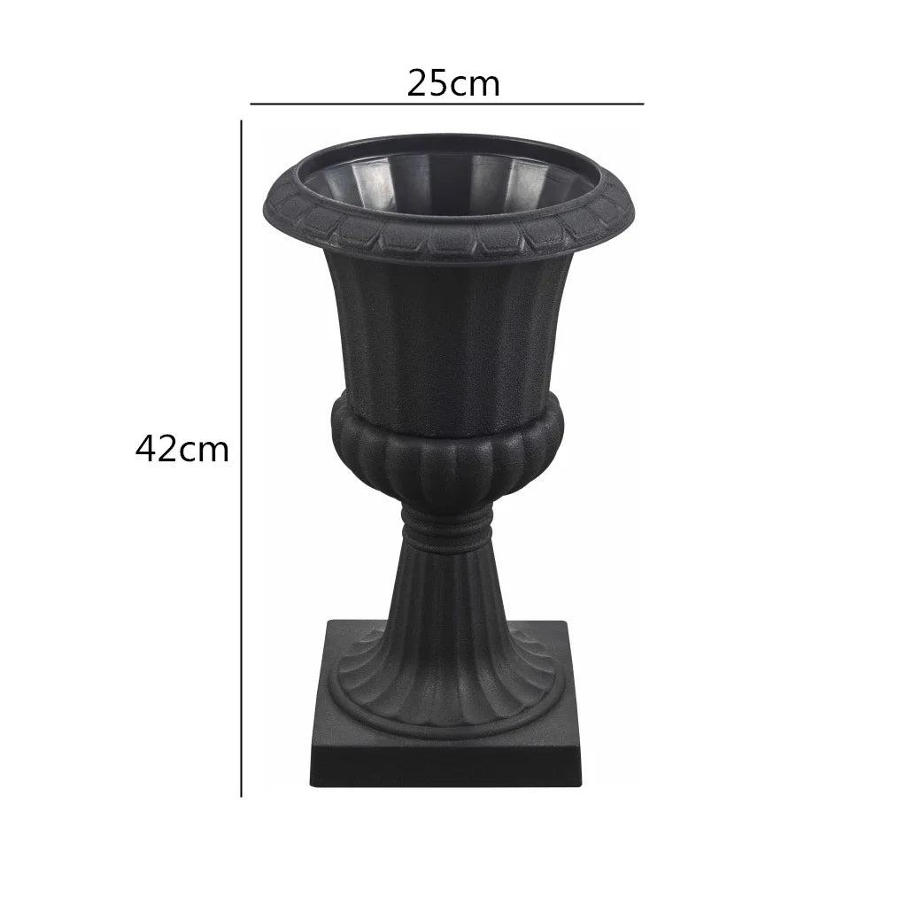 vase noir blanc rayures horizontales intérieur extérieur décoration jardin maison
