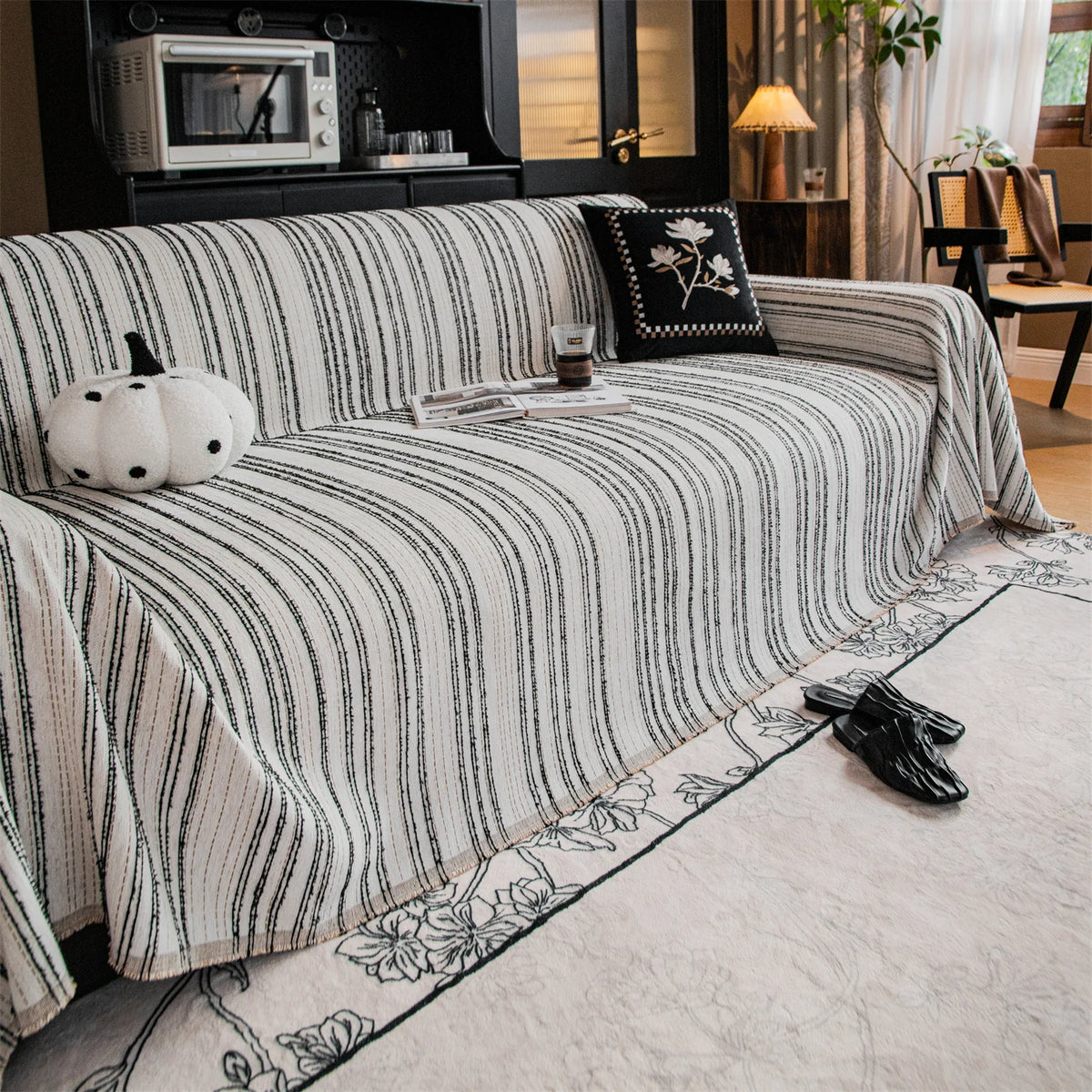 housses canapé moderne rayées tissu épais franges noir beige