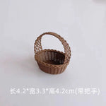 miniature panier osier rustique accessoires maison poupée décoration rangement paille naturel artisanal