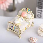 boîte bijoux trinket box baroque lit chat ornements strass tissu texturé rose or