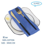 Serviettes de table en coton bleu de haute qualité, accessoires de table élégants pour les repas.
