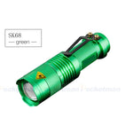 torche led étanche modes lumiere intense résistante chocs vert rouge noir bleu