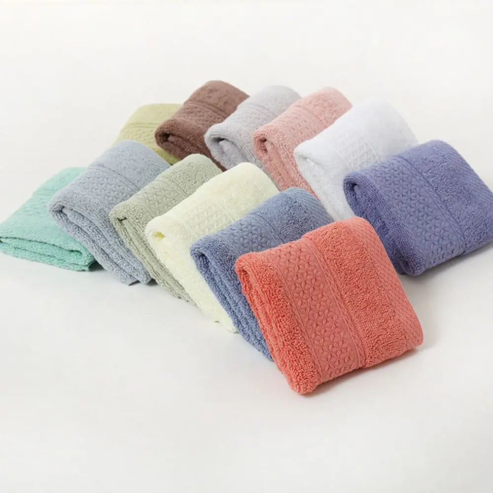 serviettes faciales coton carrées motifs géométriques couleurs variées moderne douces 33x33cm