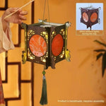 lanterne décorative traditionnelle asiatique motifs floraux brodés couleurs variées occasion fête