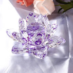 ornements lotus verre transparent rouge rose violet jaune facettes brillantes décoration zen moderne