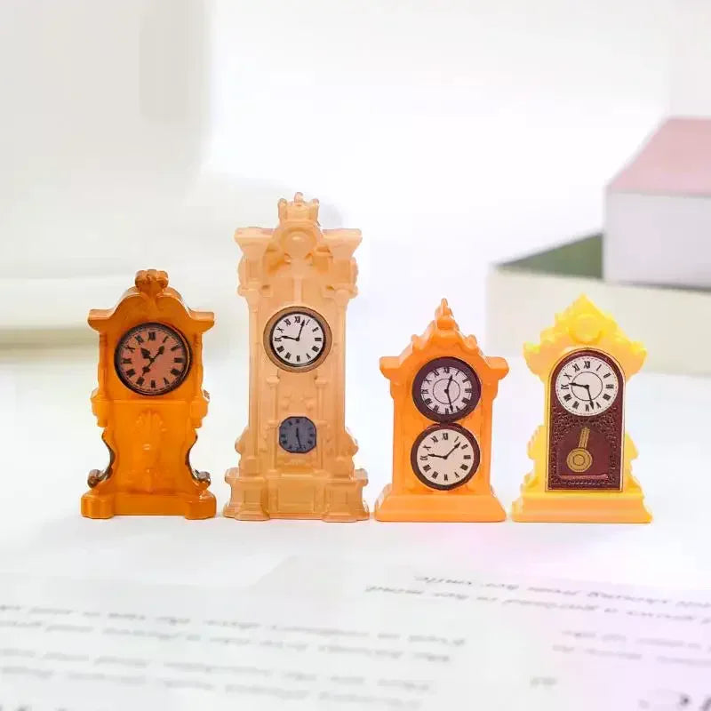 horloges miniatures vintage accessoires résine orange noir marron jaune classiques détaillées aiguilles cadres motifs