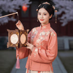 lanterne décorative traditionnelle asiatique motifs floraux brodés couleurs variées occasion fête