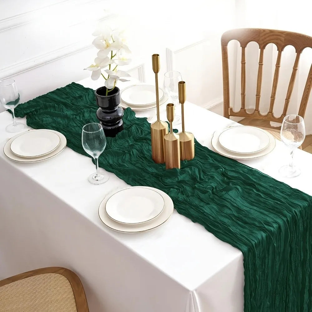 nappe plissée polyester mariage vert foncé bleu rose vif événementielle décoration table festive fleurs