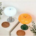 lampe table moderne rechargeable led orange rose bleu brillante base métallique sans fil
