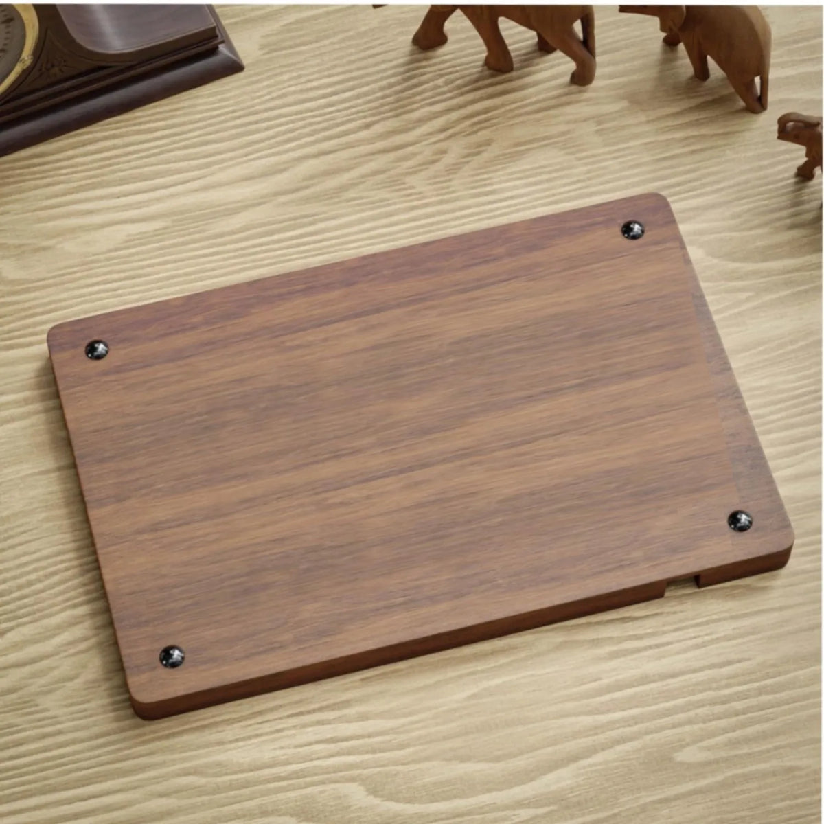 boîte rangement bois compartiments marron moderne stylo portefeuille smartphone montre câble usb