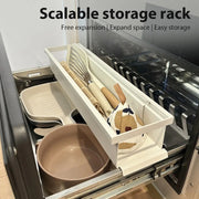 étagère coulissante extensible tiroir rangement moderne cuisine blanc marron ustensiles épices bols casseroles