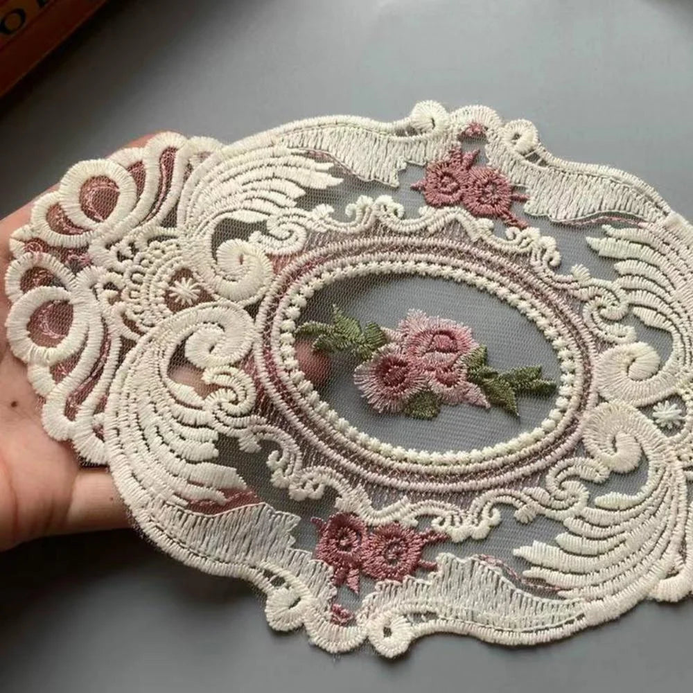 ruban dentelle brodée floral polyester coton artisanal blanc rose vert élastique écologique