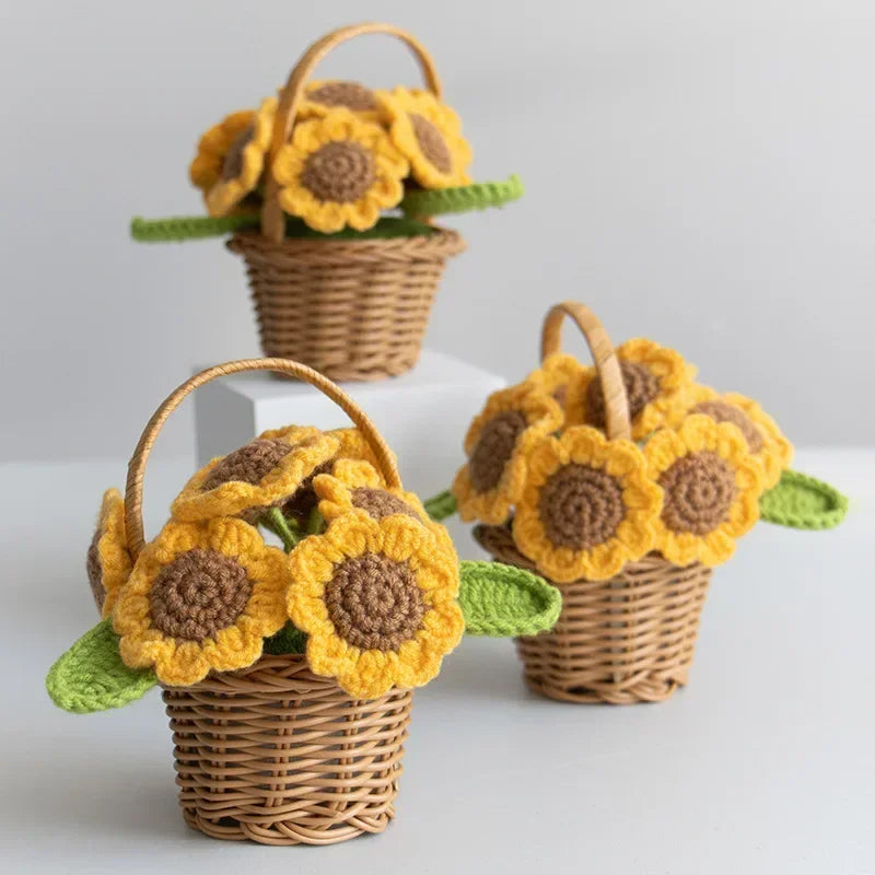 panier osier bouquet fleurs tricotées jaune marron anniversaire mariage decorationintérieur
