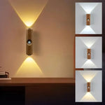 lampe murale détecteur mouvement rechargeable led moderne blanc adhésive flux lumineux élevéentrée chevet