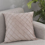 coussins carrés velours géométrique rose pâle gris bleu marine jaune bleu blanc contemporains