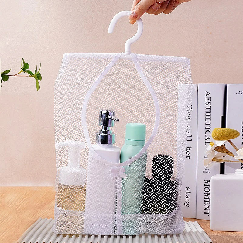 organisateur suspendu bain blanc rose bleu maille alvéolée minimaliste utilitaire