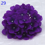 fleurs artificielles hortensia blanches roses bleues mariage extérieur bouquet décoration moderne minimaliste