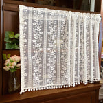 rideau broderie fine fleurs blanches transparent blancs pompons cuisine romantique français