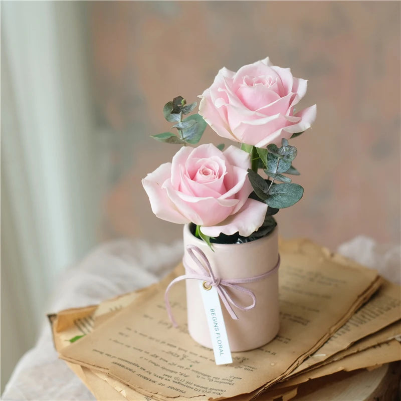 boîtes fleurs carton noir rose blanc doré moderne ruban mariage anniversaire valentinnaissance