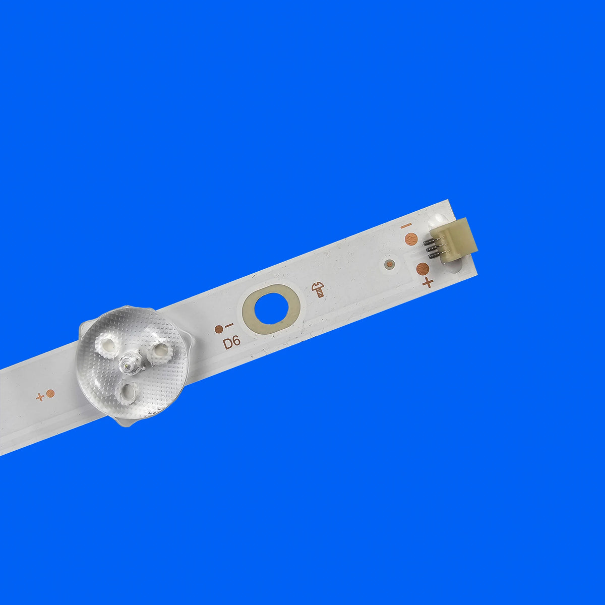 bande lumineuse led blanche moderne connecteur deux broches fixations numéros série sécurité certifications